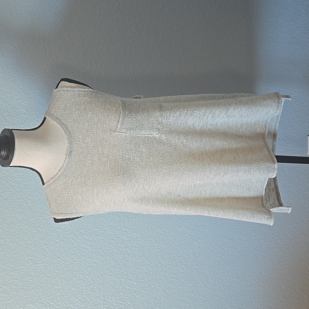 GILLI Pocket Tank Hi Lo Hem Line Cream Sz Large